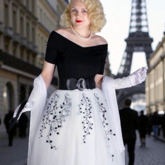 Desperately Seeking 50's Hollywood Glamour Grace Kelly Rear Window 8 pc Complete - Picture 3 of 12